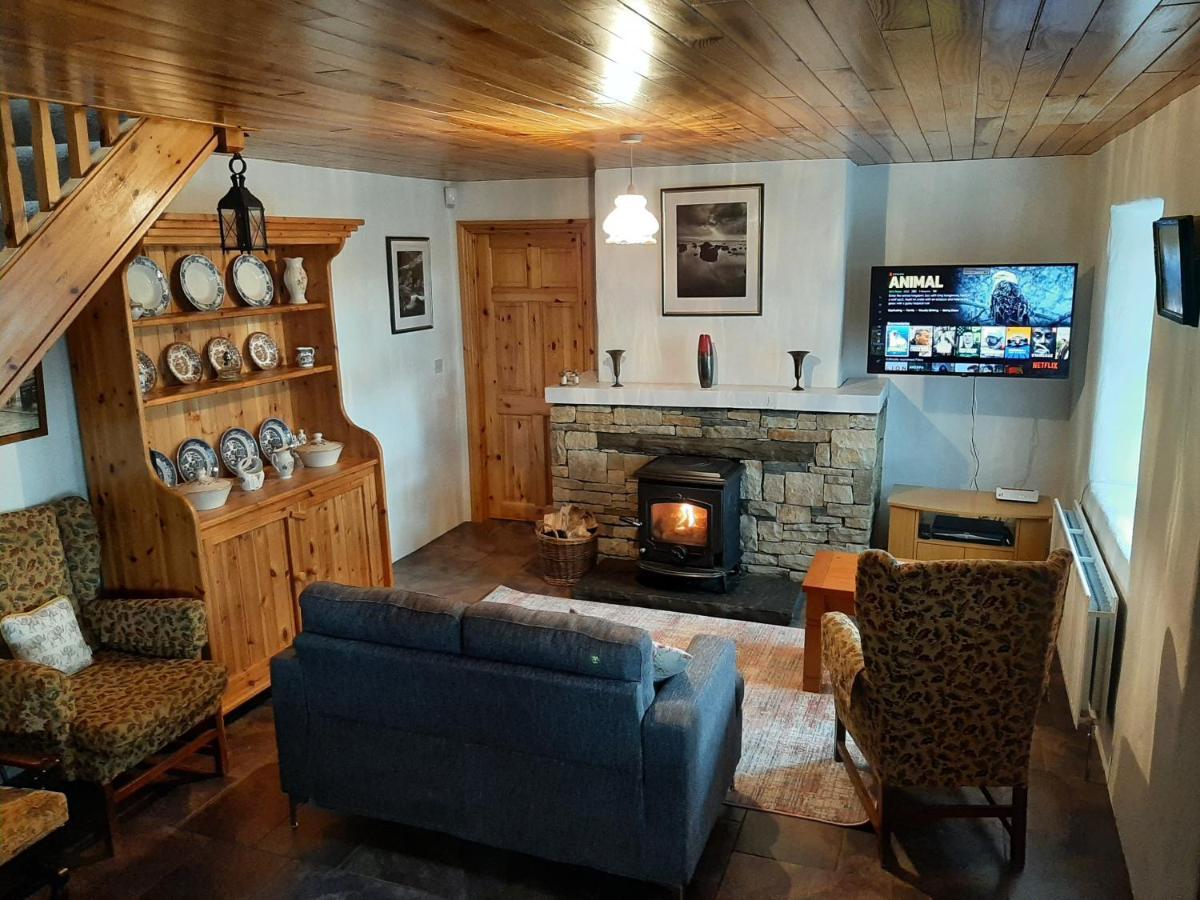 Traditional Cosy Cottage With Beautiful Views Westport Exterior foto
